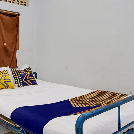 Spot On 92336 Hotel Sukowati Solo Εξωτερικό φωτογραφία