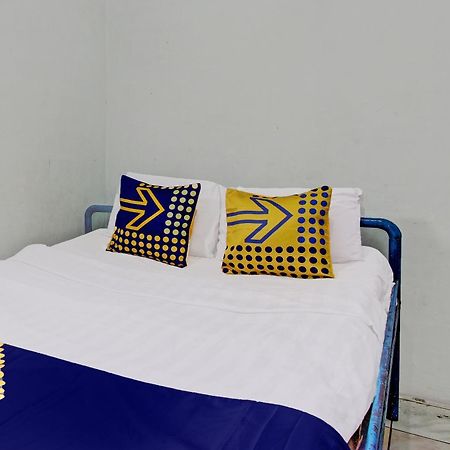 Spot On 92336 Hotel Sukowati Solo Εξωτερικό φωτογραφία