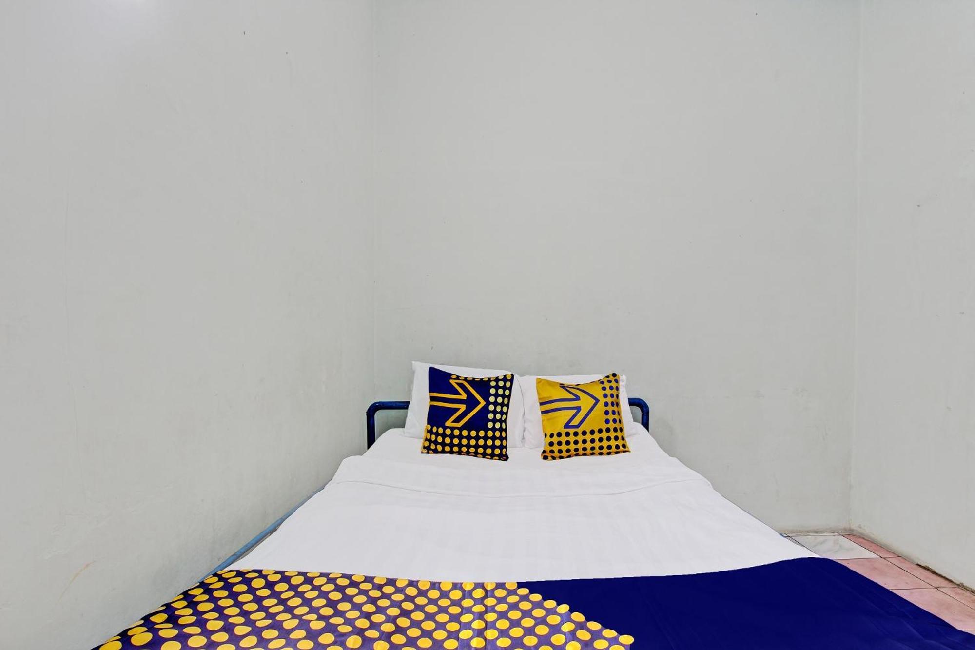 Spot On 92336 Hotel Sukowati Solo Εξωτερικό φωτογραφία